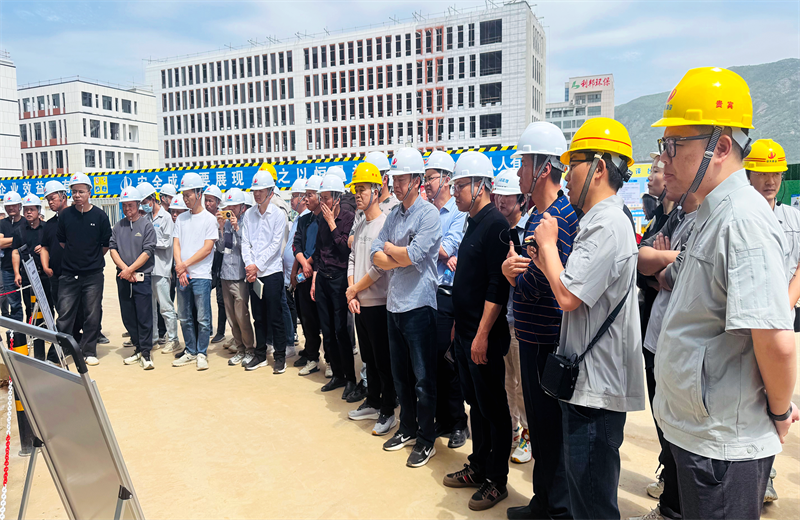 2025年4月17日，由莆田市涵江区住房和城乡建设局主办、918博天堂三建承办的钢筋安装工程质量防控现场交流会在联东U谷·涵江海峡智造产业谷一期成功召开。